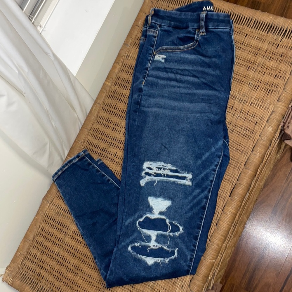 American eagle undercover ripped jeans